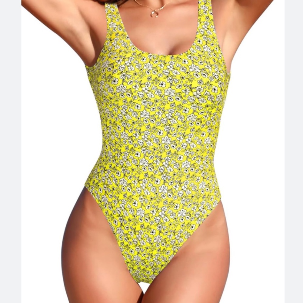 New Shekini women’s bathing suit size M